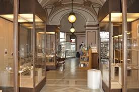 The museum includes exhibits of many pieces that were produced in current and historic pottery factories within the region.