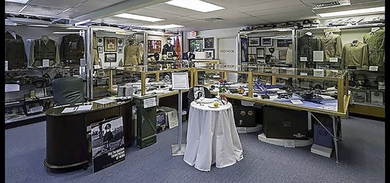 Inside the main room of the museum 