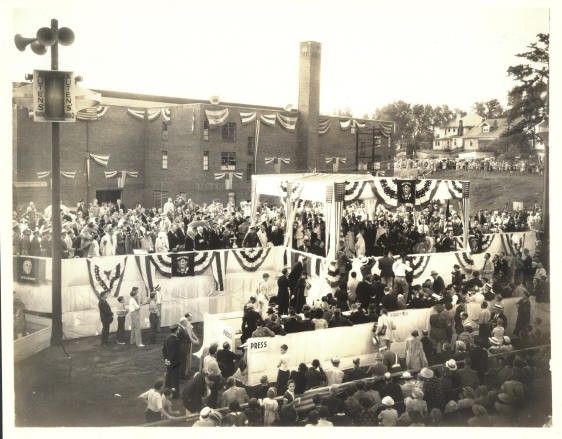 President Roosevelt gives a speech at the stadium, 1936