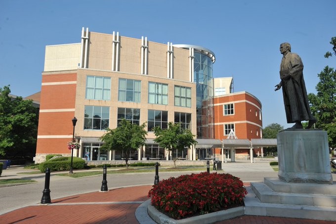 This $118,000 statue is made of bronze and created by sculptor William Behrends of Tyron, North Carolina. The statue was dedicated on October 23, 1998.