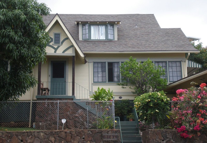 Lemon Wond Holt Residence. Photo taken in 2009.