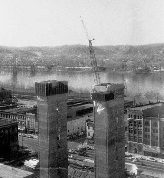 Construction  of the two elevator shafts, 1975. 
Photo courtesy of Richard Bartram.