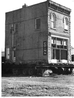 Moving the old Huntington Bank Building to Heritage Station in 1975