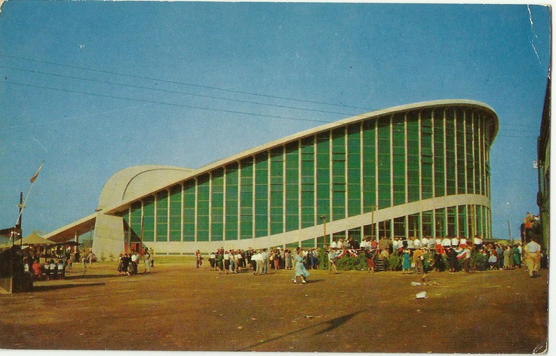 A 1960s postcard of the Dorton Arena. From the State Archives of North Carolina.
