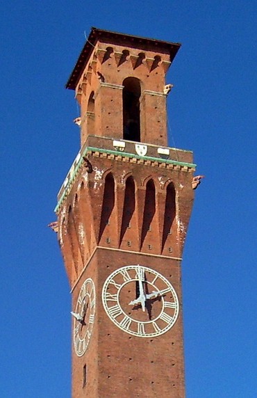 The tower is modeled after the Torre Del Mangia in Sienna, Italy. 