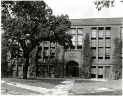 The building was the home of University High School from 1915 until 1953