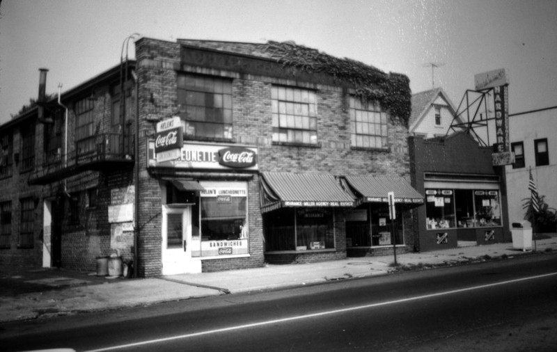 431 Raritan Avenue in 1972