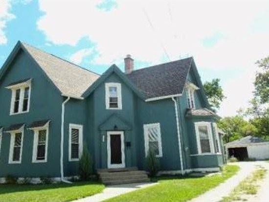 This is the home that raised Frank and Emil before the two go off together to the First World War. 