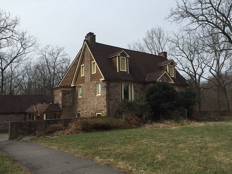 View of Walney Visitor Center/ Walney Stone Farmhouse in 2014