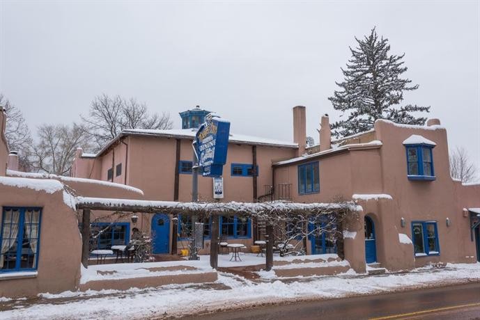 Wintery Beauty: the Historic Taos Inn's Exterior