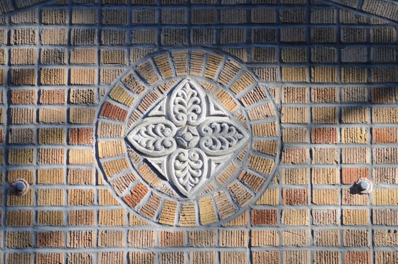Old Madrona bathhouse detail