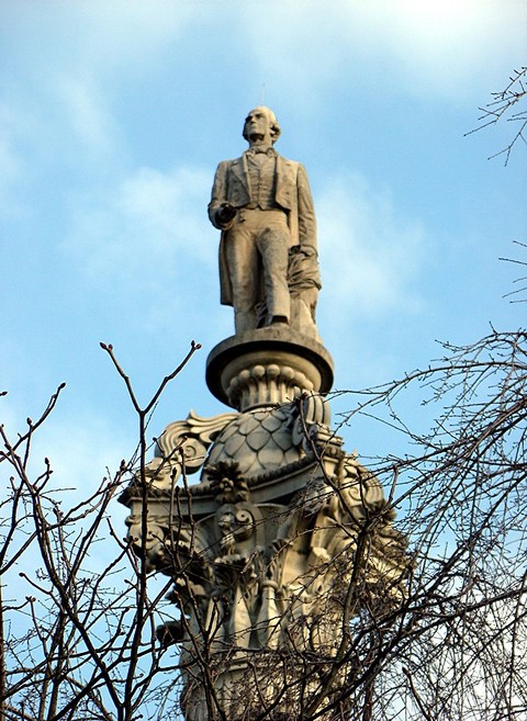 A close-up of the statue atop the Henry Clay monument. Photo by Sydney and Russell Poore.