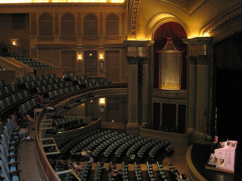 Hawaii Theatre Interior, left sidewall