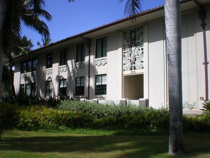 Mabel Smyth Memorial Building in Honolulu