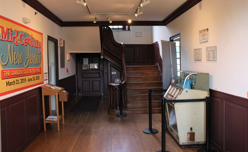 Center Hall