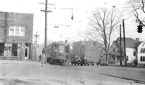 Building, Sky, Train, Vehicle