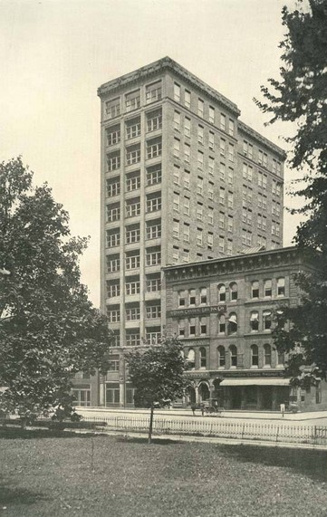 The Hayden Building in 1901.