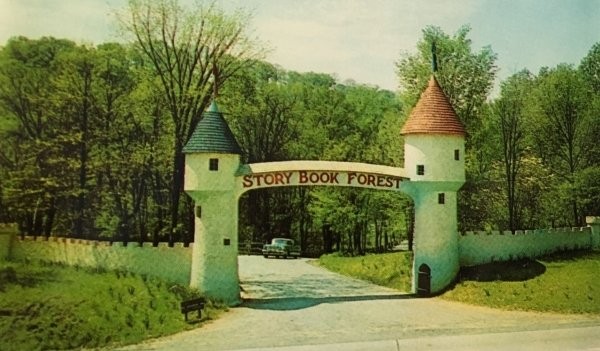 The original entrance to Story Book Forrest in 1956. 

"LHHC"