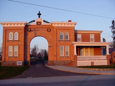 Evergreen Cemetery Gatehouse present day