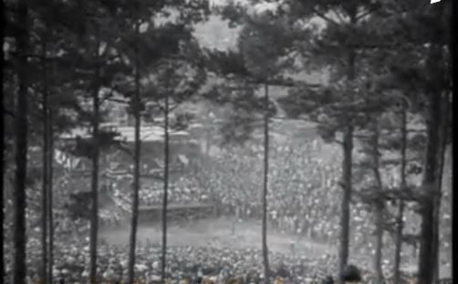 Picture of the speakers' stand from the ridgeline. Photo Courtesy of British Pathe