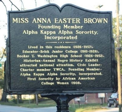 Text, Landmark, Font, Commemorative plaque