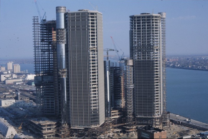 Sky, Skyscraper, Building, Daytime