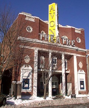 The Avon Theatre in 2017 by Gerald DeLuca, Courtesy of CinemaTreasures.Org Creative Commons