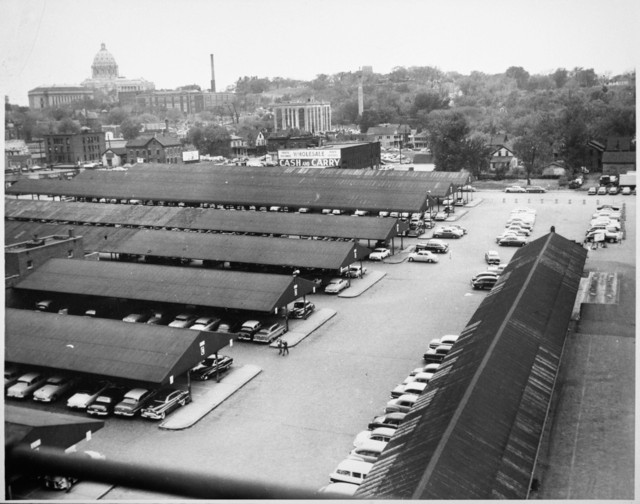 The St. Paul Farmers' Market on 6th Street (1948)