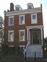 The facade of the Elmira Shelton House