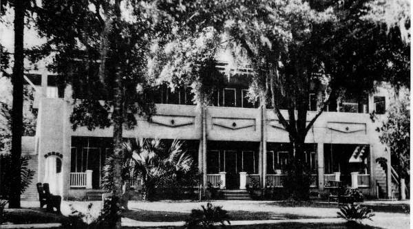 Laverne Apartments, 1940s.