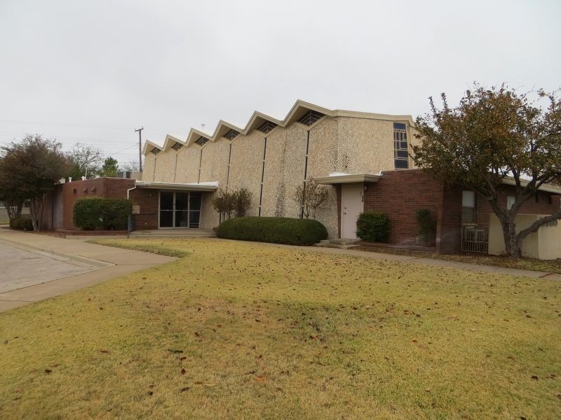 Temple Beth El was established in 1945 and built its current facility in 1962.