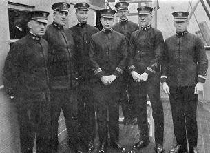 Example of high ranking naval personnel during World War One
https://www.naval-history.net/WW1NavyUS-Ranks.htm