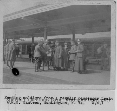 Soldiers, Passenger Train, Huntington