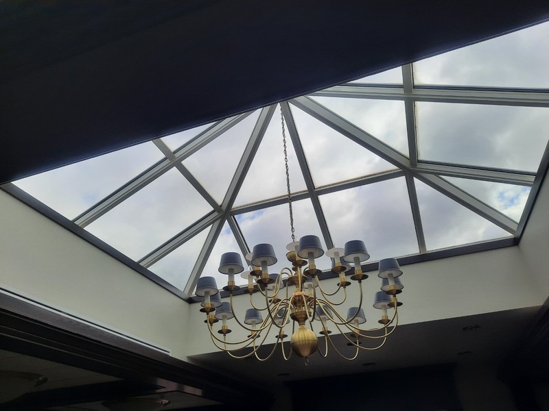 Sky, Fixture, Shade, Roof lantern