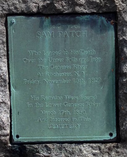 An image of the plaque that is placed on Sam Patch's grave located in Rochester, New York.