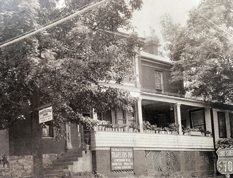 John North House in the 1930 as the Travelers Inn.