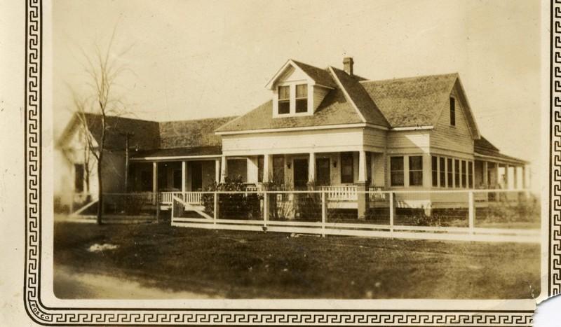 The Juergen's original home, taken in the early 1900s. 