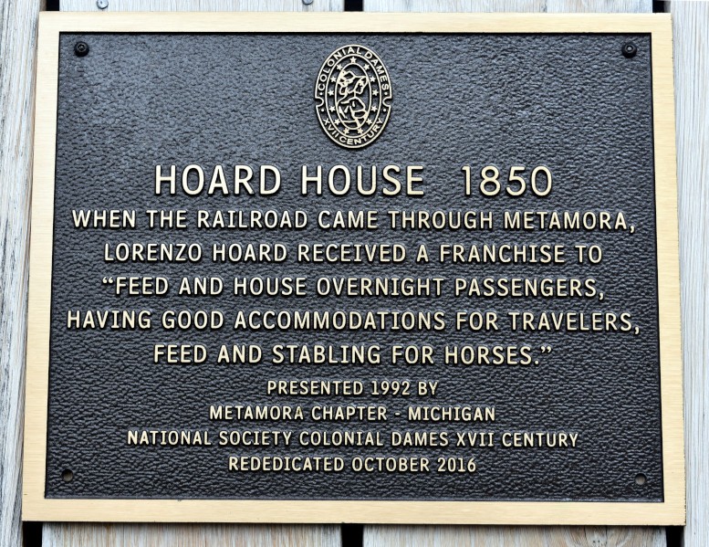 Hoard House historical marker on White Horse Inn, 2020
