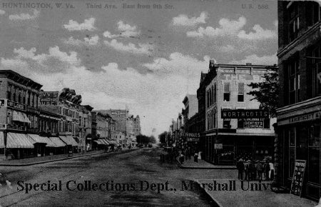 Postcard showing Third Avenue east from Ninth Street