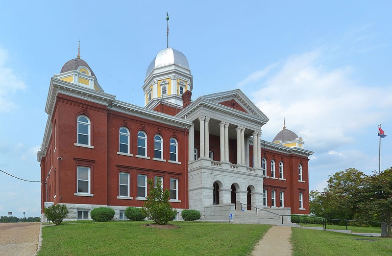 The Gasconade County Courthouse was built in 1898.