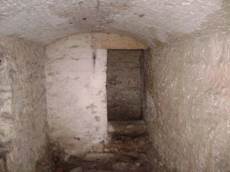 Casemate #11 where prisoner William Howe was held during his trial