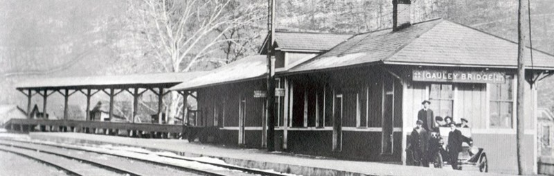 Undated photo of Gauley Bridge Railroad Station while still functioning