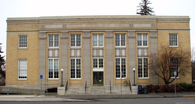 The Old Post Office building was erected in 1933 and served the community for 53 years. 