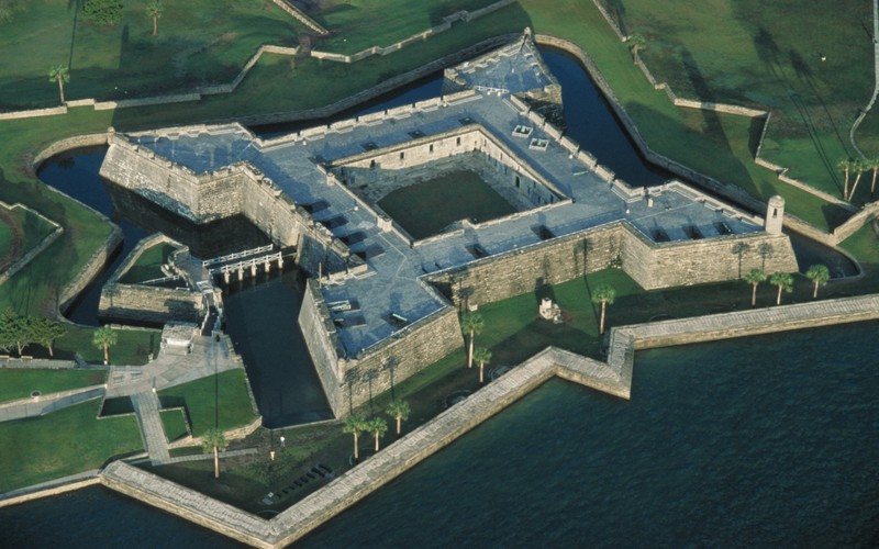 Visitors can tour this reconstructed fort, which contains many elements of the original fort constructed by the Spanish in the 17th century. 