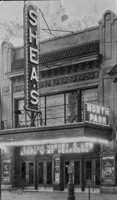 1933 photo with a new sign that notes the theatre as Shea's rather than Buffalo