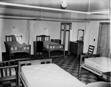 Room in Thomas Memorial Hospital in 1946