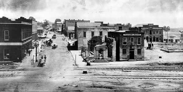 A picture of Atlanta in 1864, just one day before the city surrendered to the Union.