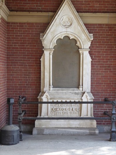 Pictured is the south tablet, which says "honor the brave."