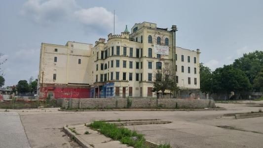 The brewery complex was built in stages between 1903 and 1945.