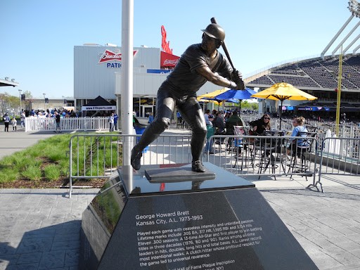 The Sporting Statues Project: George Brett: Kansas City Royals